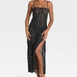 Chic Black Lace Chemise